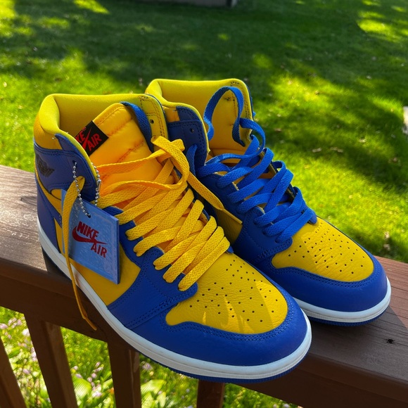 Nike Air High-Top Sneakers in Blue and Yellow - Picture 1 of 7